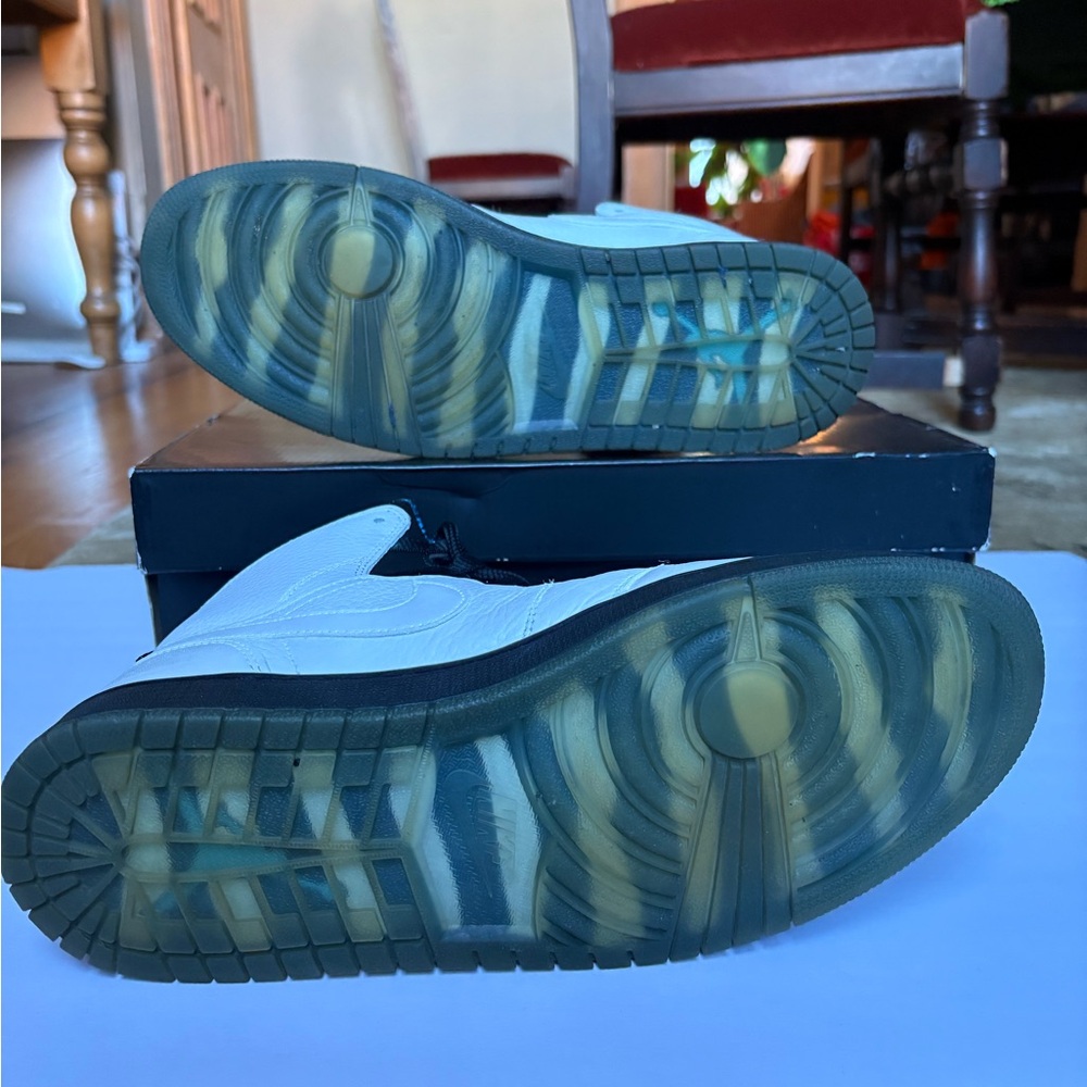 Nike Air Jordan 1 Retro ‘94 Men’s Size 10.5 - Picture 5 of 10